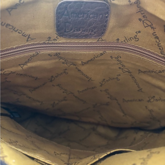 American Darling Messenger Bag - Picture 9 of 10